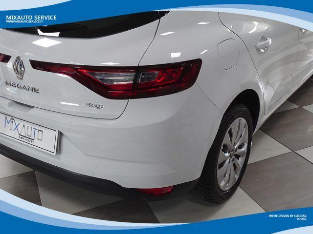 RENAULT Megane 1.3 TCe 100cv Life EU6