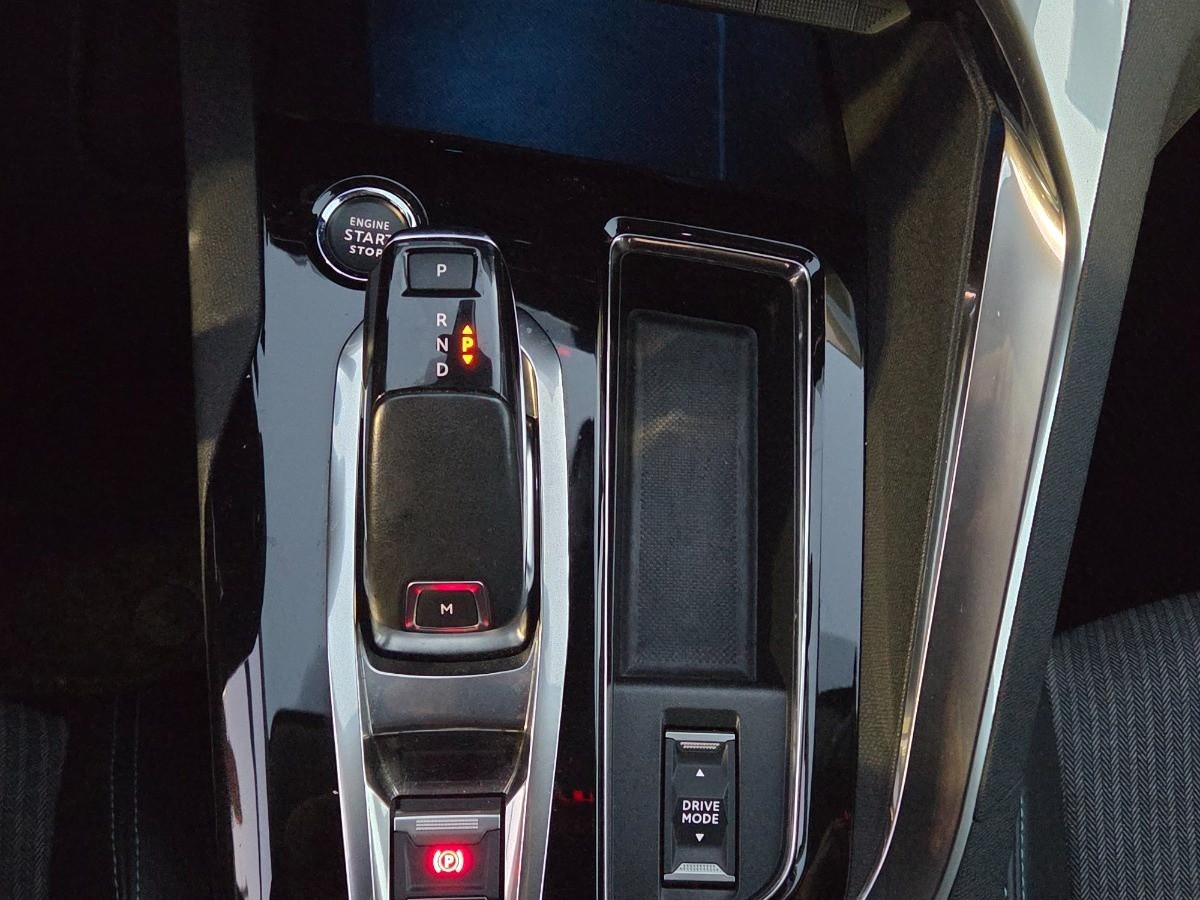 PEUGEOT 3008 1.5 bluehdi Allure s&s 130cv eat8