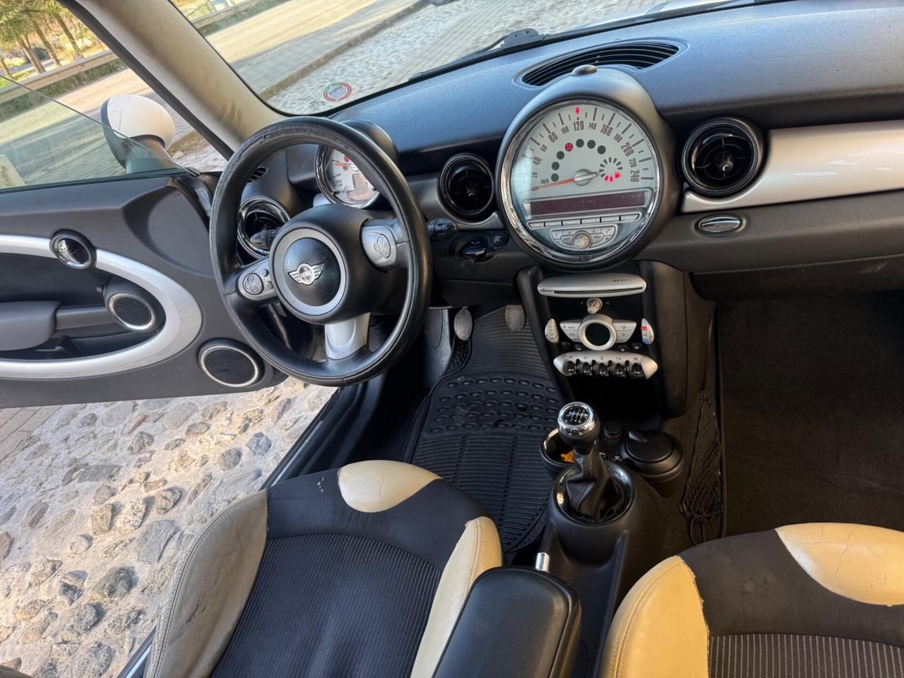 Mini 1.6 16V Cooper D