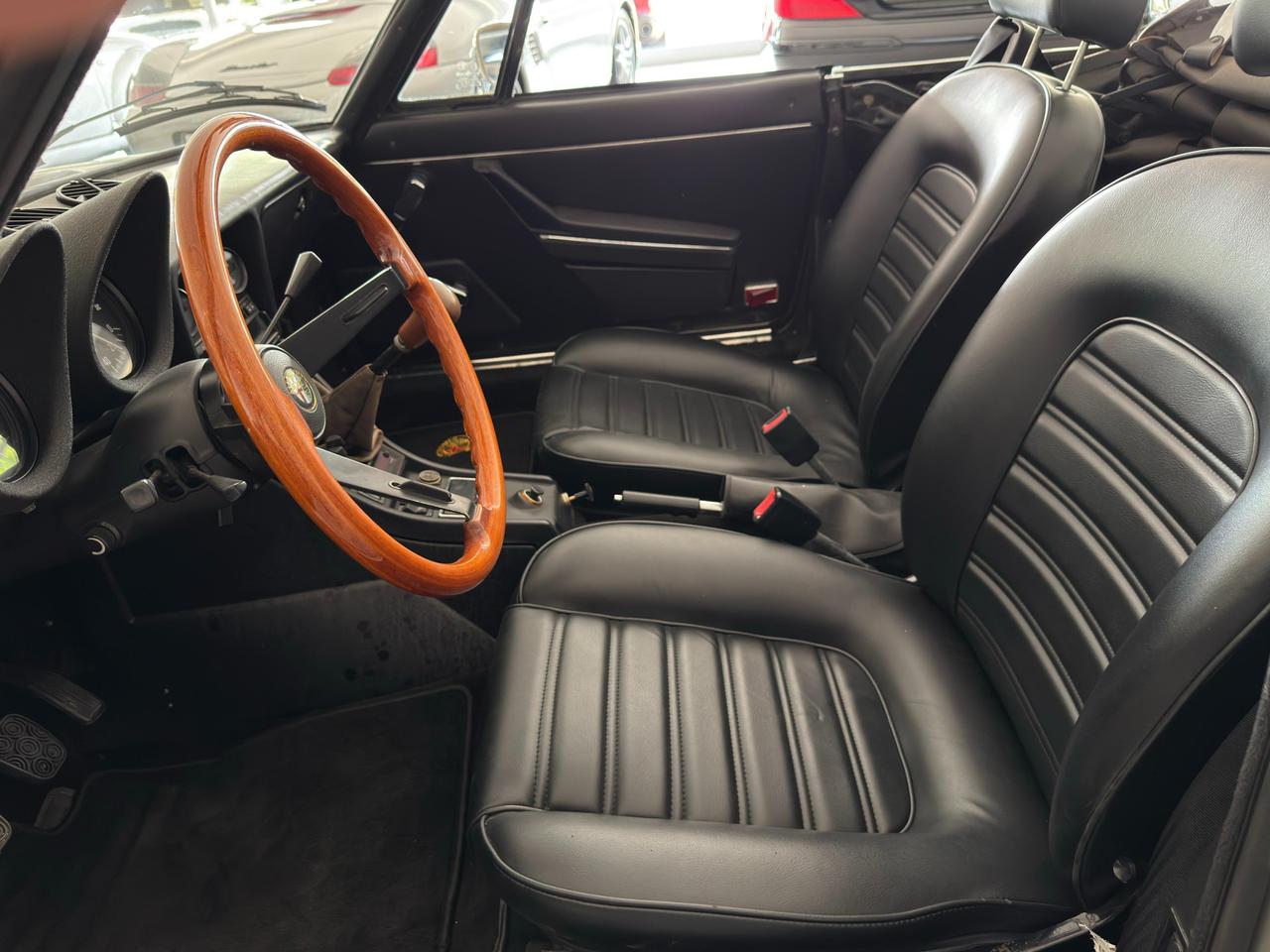 Alfa Romeo Spider 2.0 Veloce 128cv