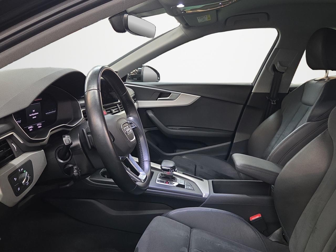 Audi A4 Avant 45 TFSI quattro S tronic line edition