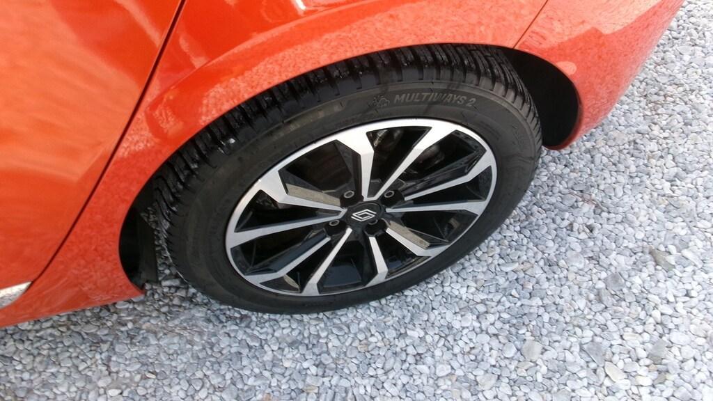 Renault Clio 1.6 E-Tech full hybrid Techno