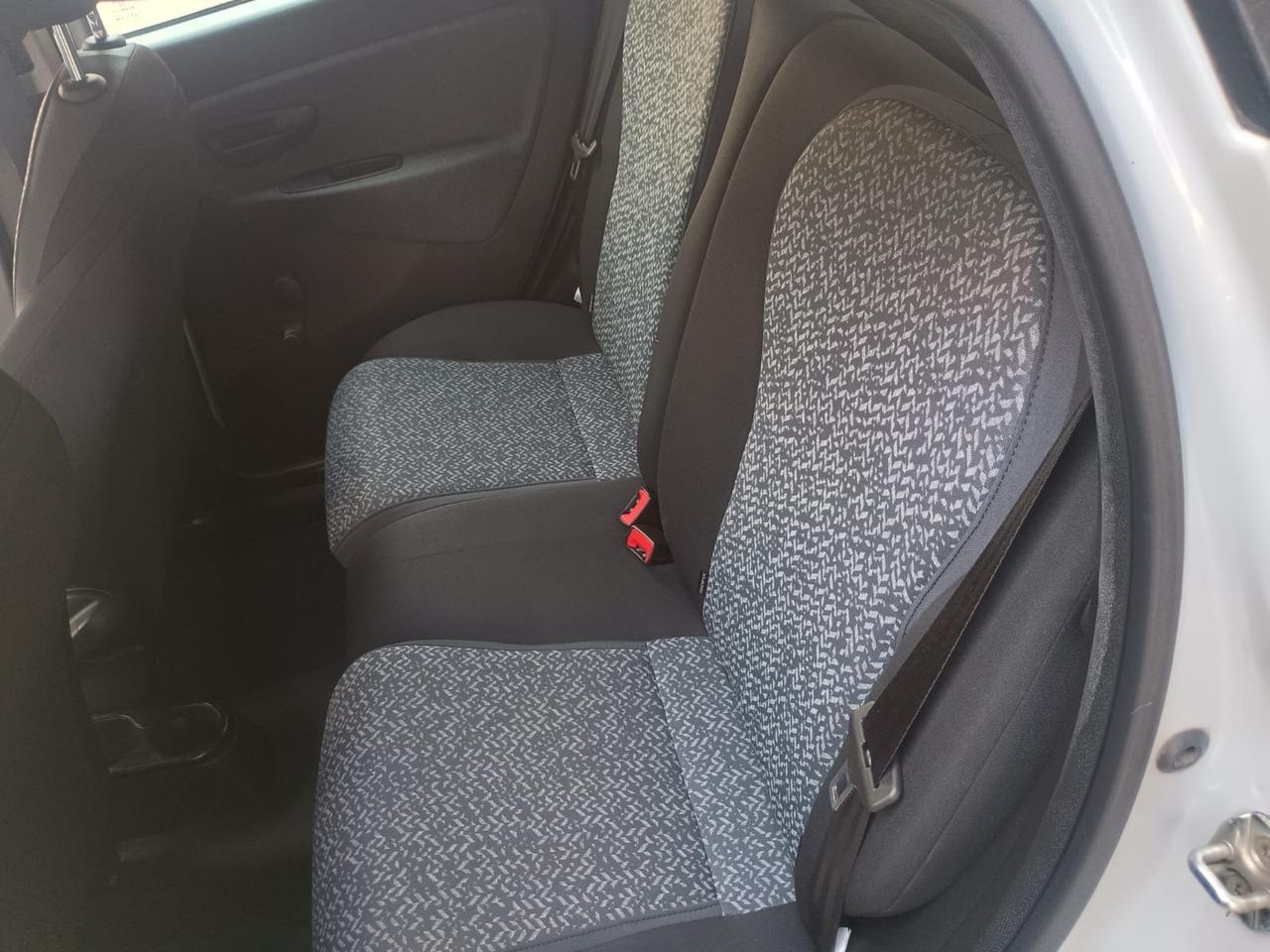 Lancia Ypsilon 1.2 69 CV 5 porte GPL Ecochic Gold