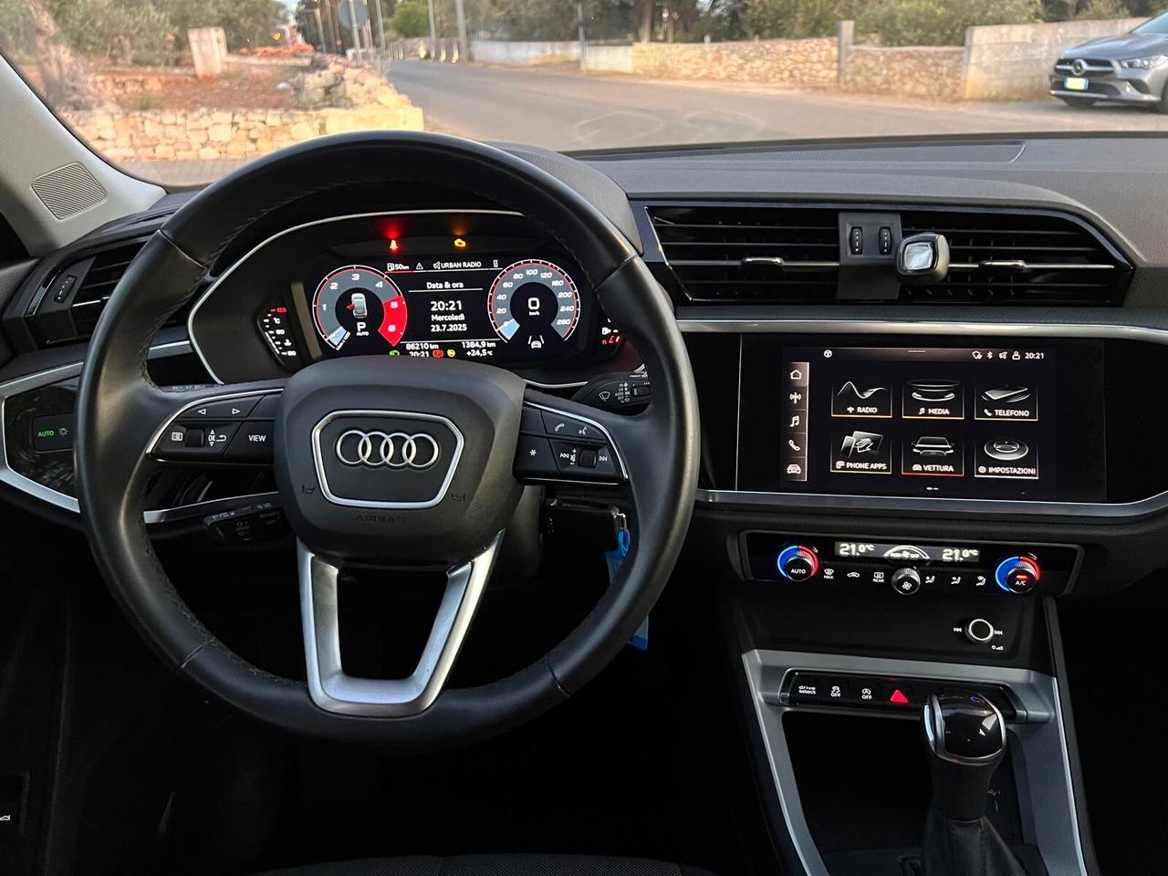 Audi Q3 SPB 35 TDI S tronic Business plus