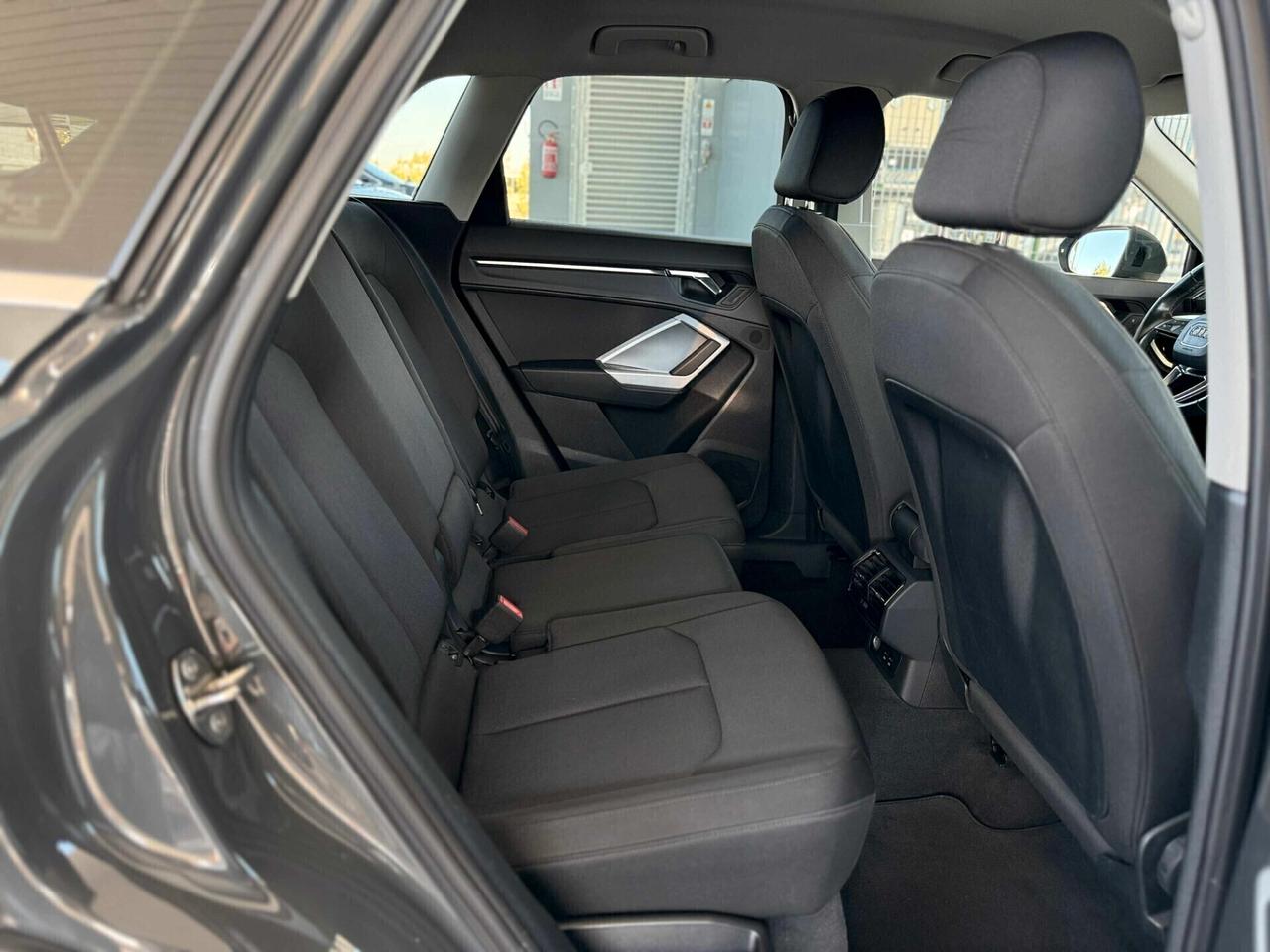 Audi Q3 35 TDI S tronic