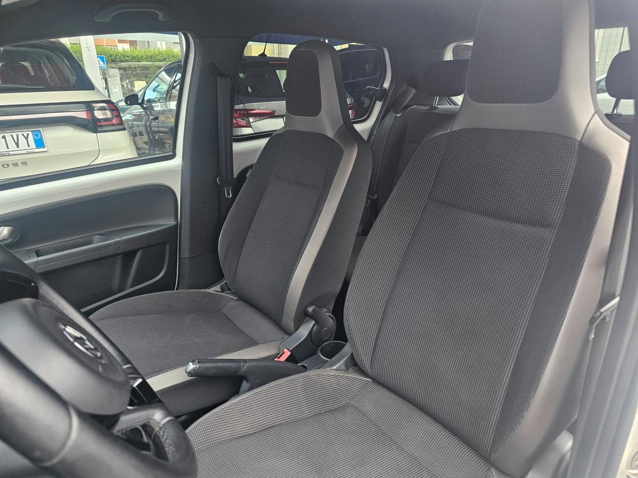 Volkswagen Up! 1.0 Benzina.75CV.Technology.2015