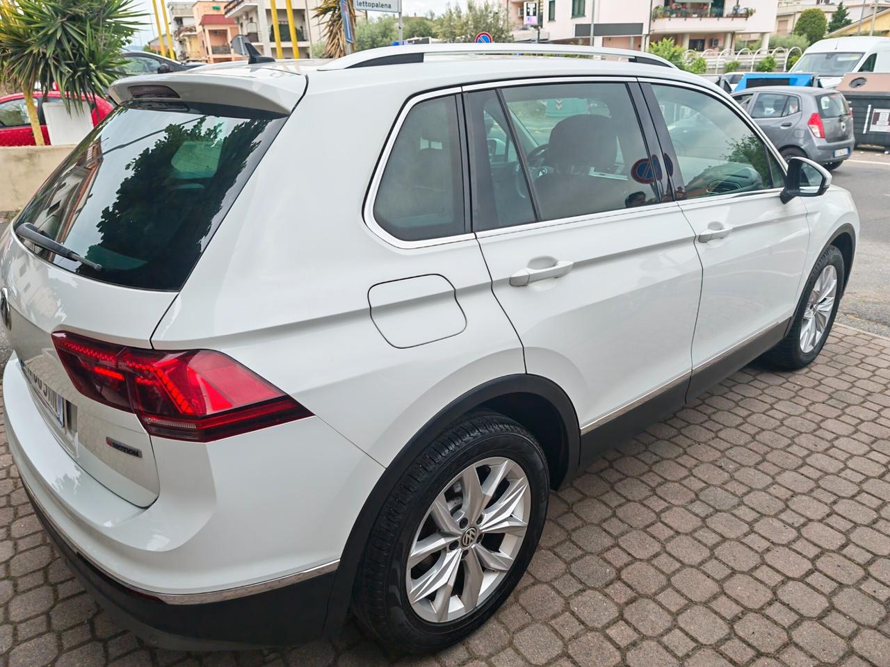 Volkswagen Tiguan 2.0 TDI SCR 4MOTION Sport BlueMotion Technology