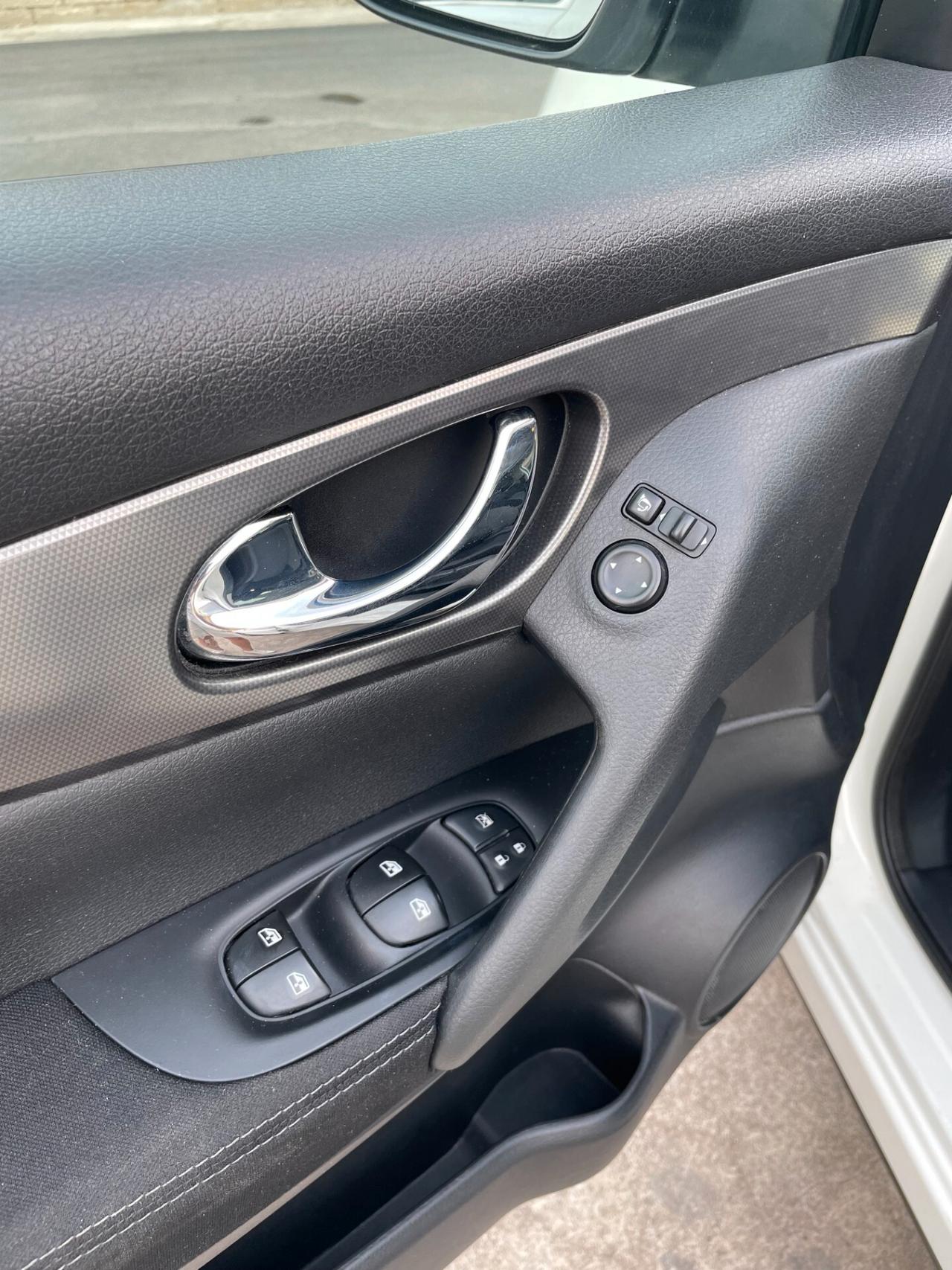 NISSAN Qashqai 1.5 dCi 110CV N-CONNECTA