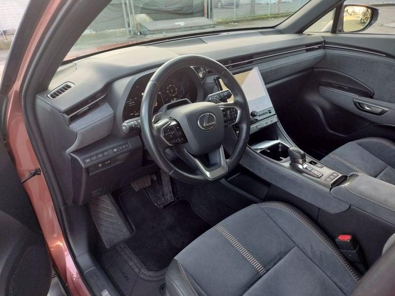 Lexus LBX LBX Hybrid Cool