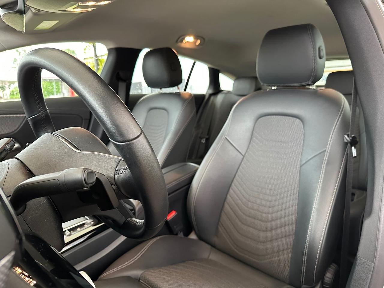 Mercedes-Benz CLA 180 Sport CLA 180 D