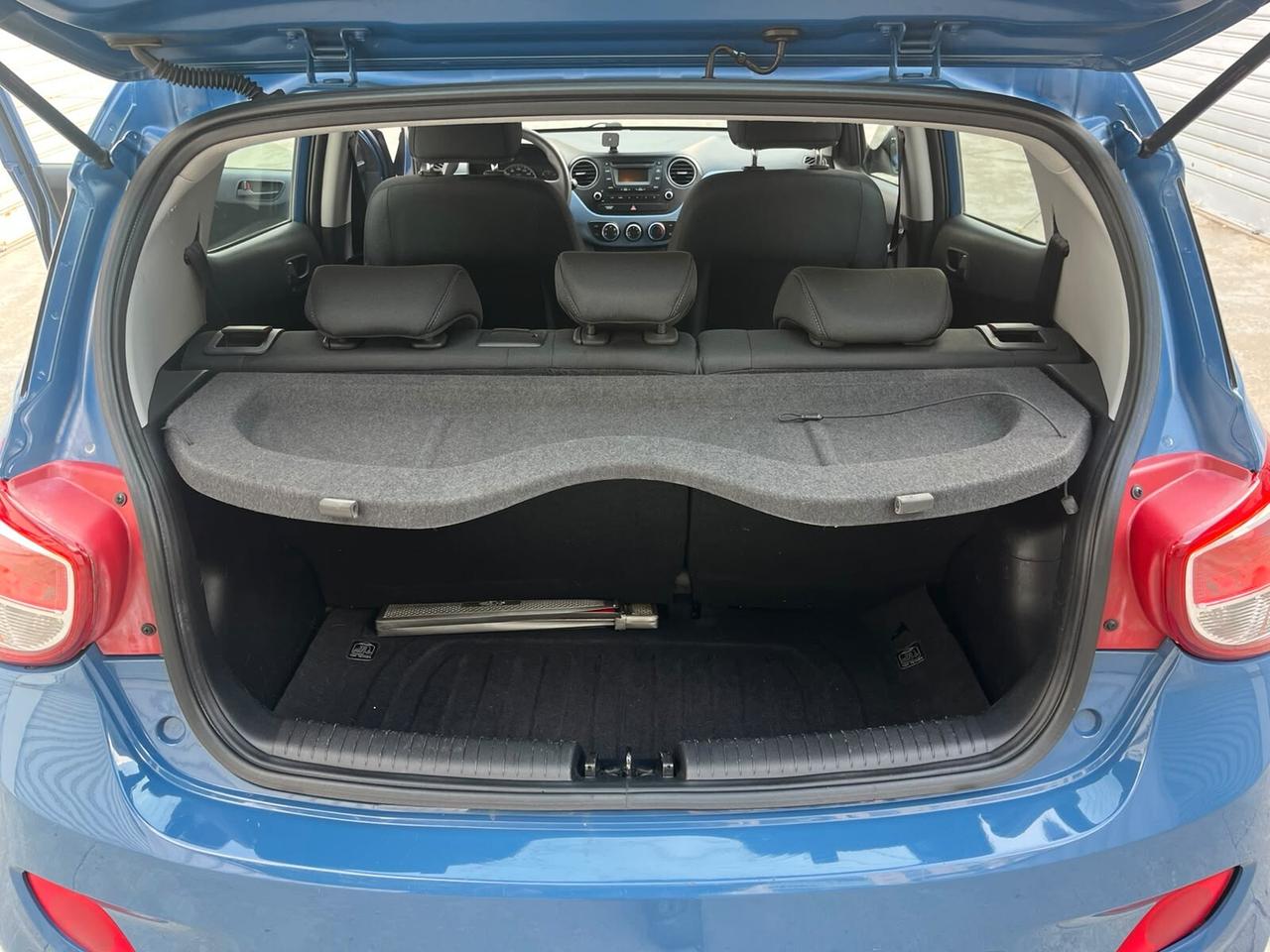 Hyundai i10 1.0 MPI Sound Edition