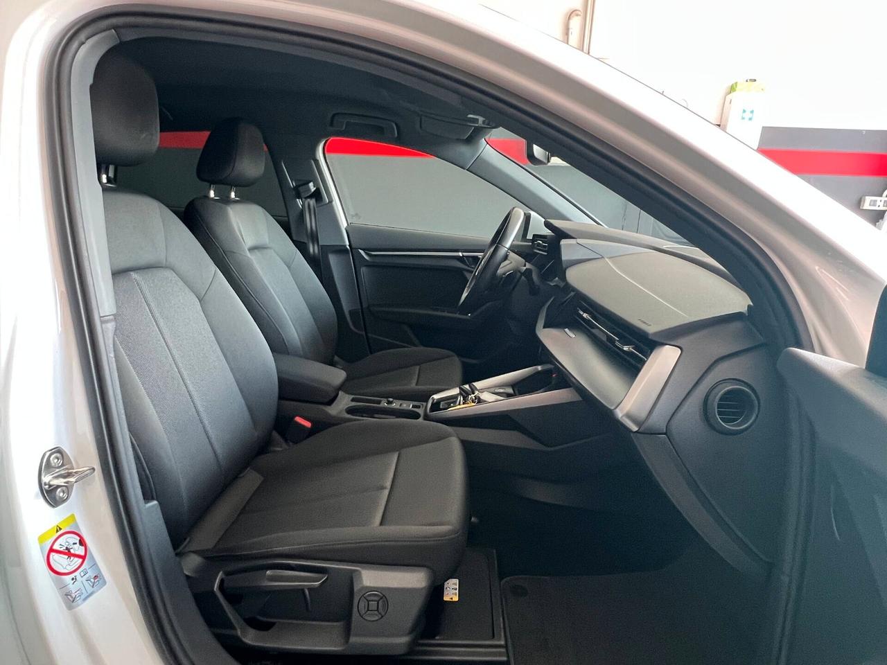 Audi A3 SPB 30 TFSI Business
