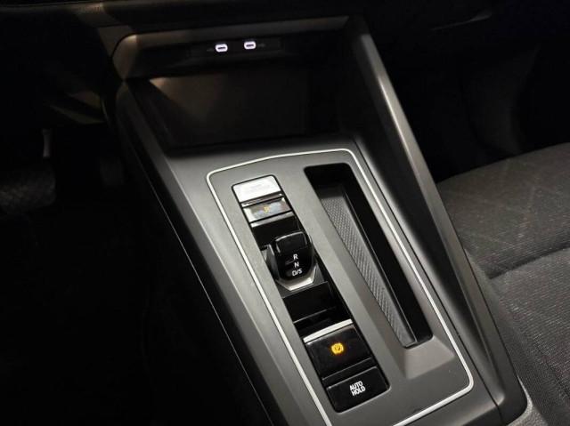 Volkswagen Golf 1.5 etsi evo Life 130cv dsg