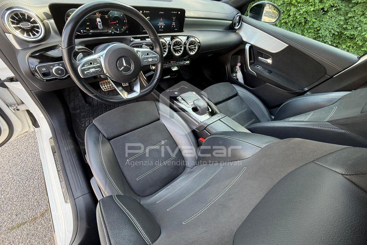 MERCEDES A 200 d Automatic Premium