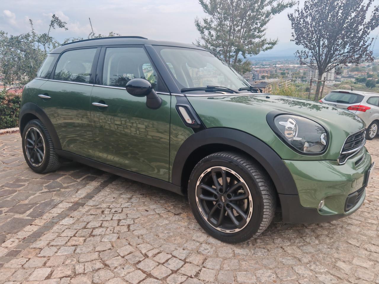 MINI Countryman Cooper SD 2.0 143 CV – Business XL (2016)