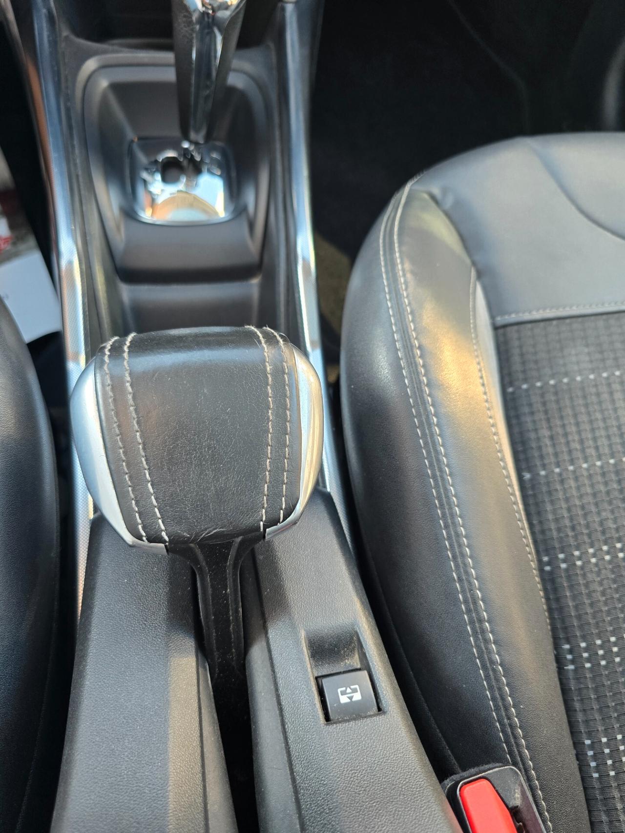 Peugeot 2008 1.6 e-HDi 92 CV Stop&Start Allure
