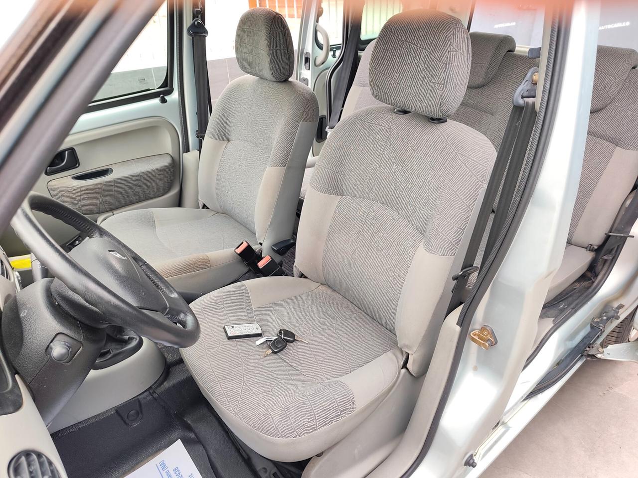 Renault Kangoo 1.2 BENZINA 5 POSTI