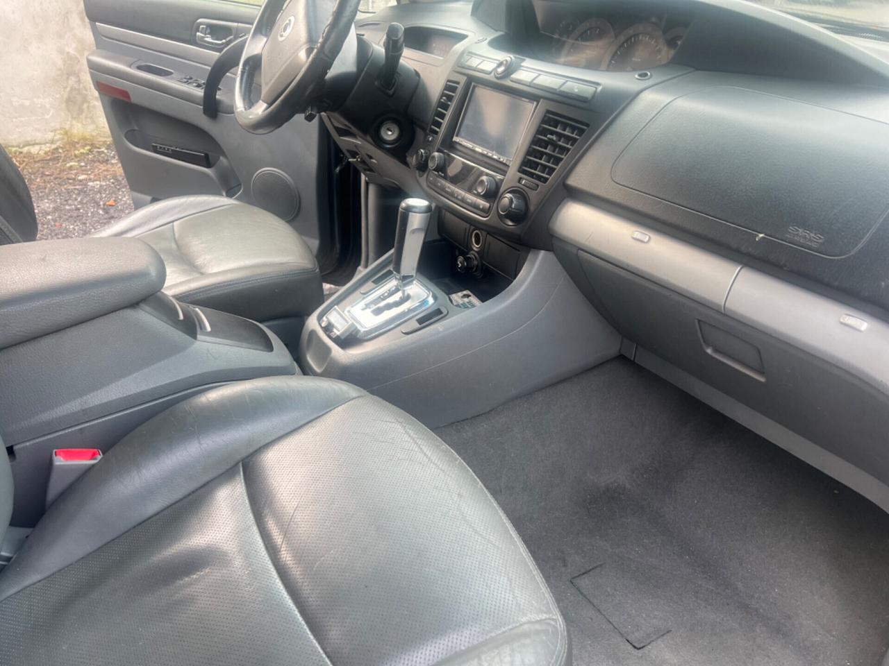 Ssangyong Rodius 2.7 XDi 4WD Premium 7 posti