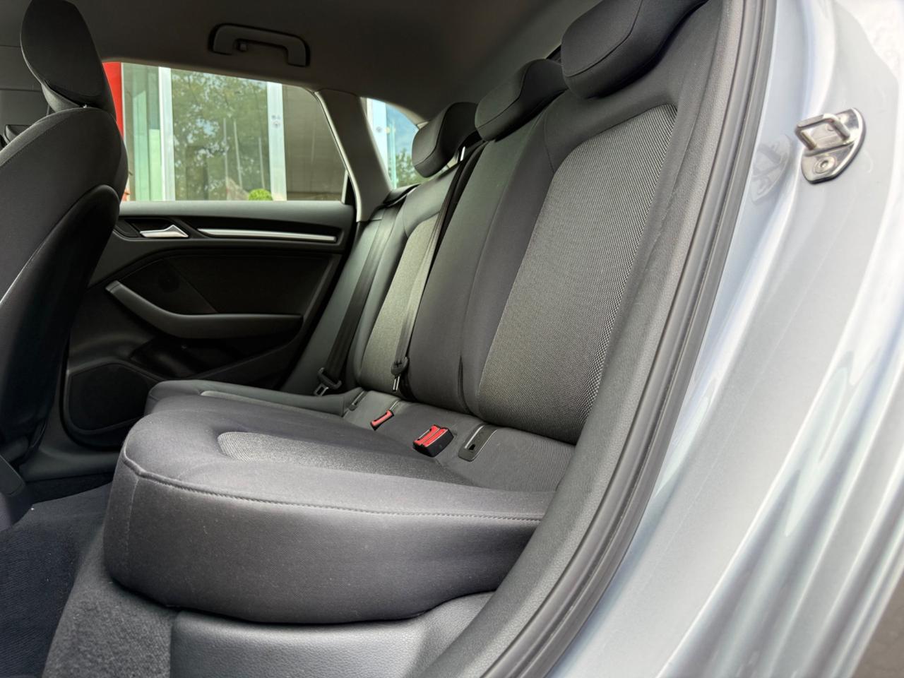 Audi A3 SPB 1.6 TDI 116 CV S tronic Sport