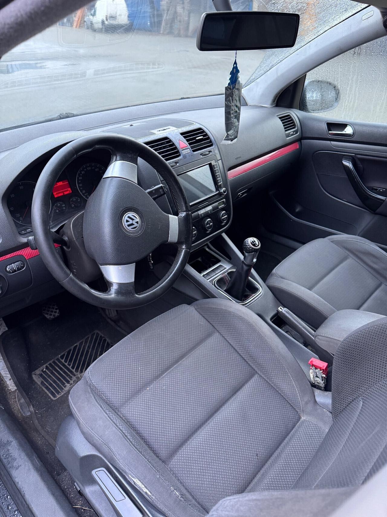 Volkswagen Golf 2.0 16V TDI 5p. Sportline