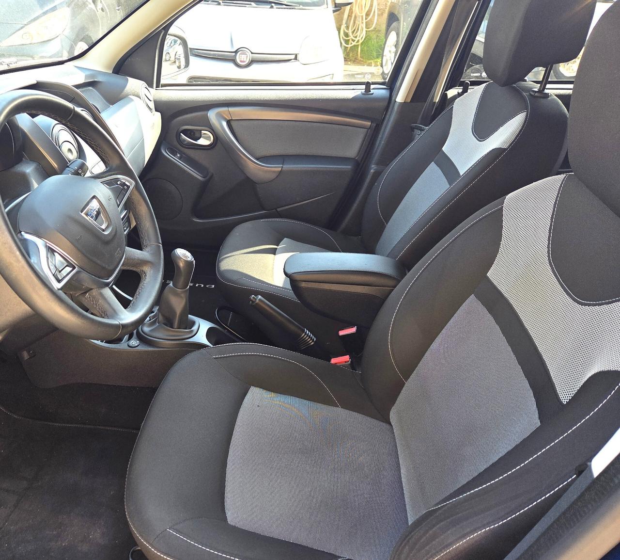 Dacia Duster 1.6 115CV GPL Lauréate NAVI GARANZIA 12 MESI