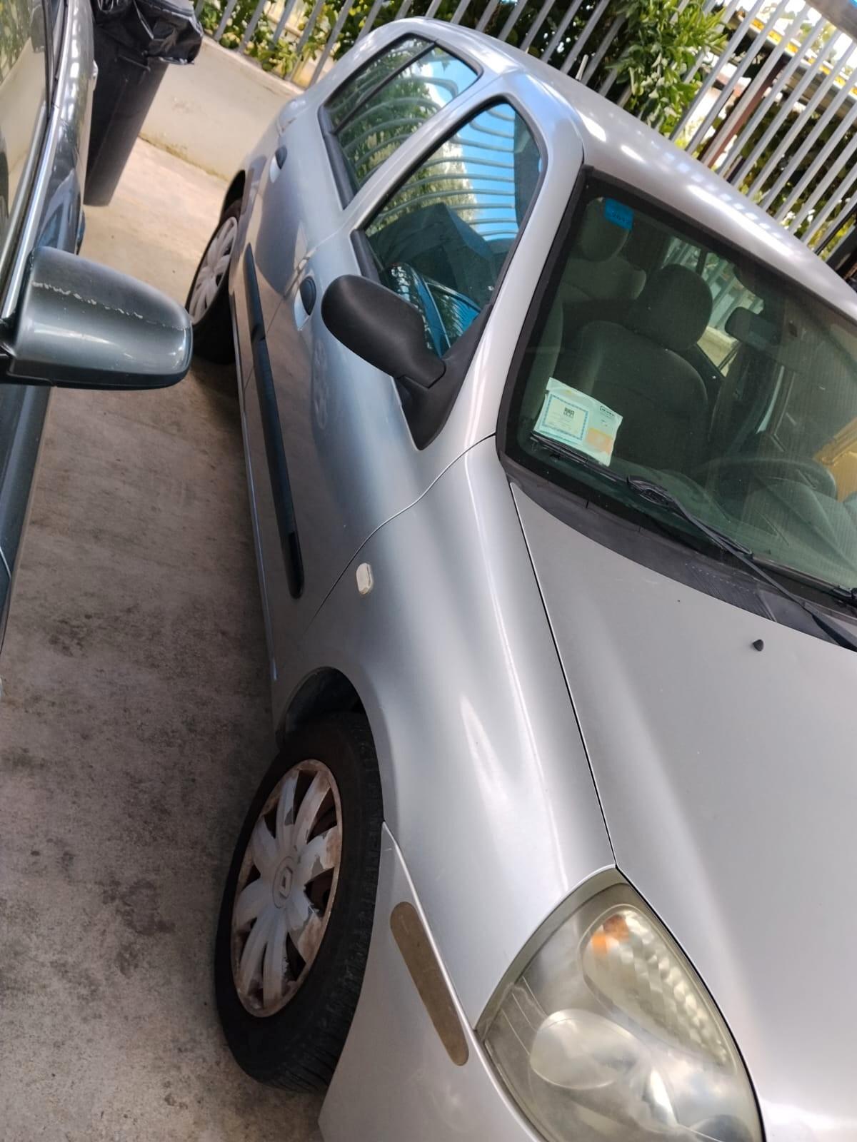 Renault Clio Storia 1.2 5 porte GPL Confort