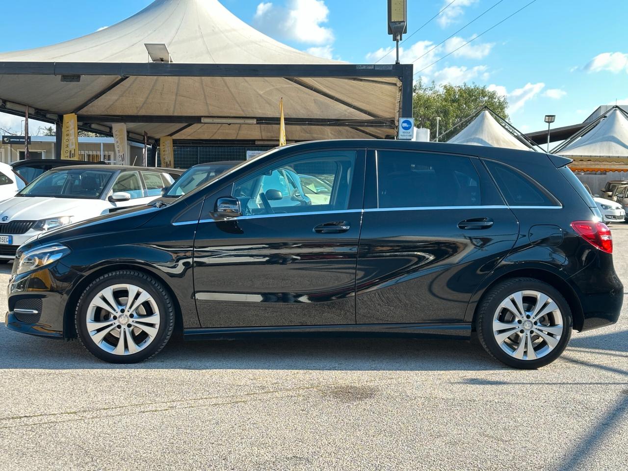 MERCEDES-BENZ B 180 d Automatic Sport