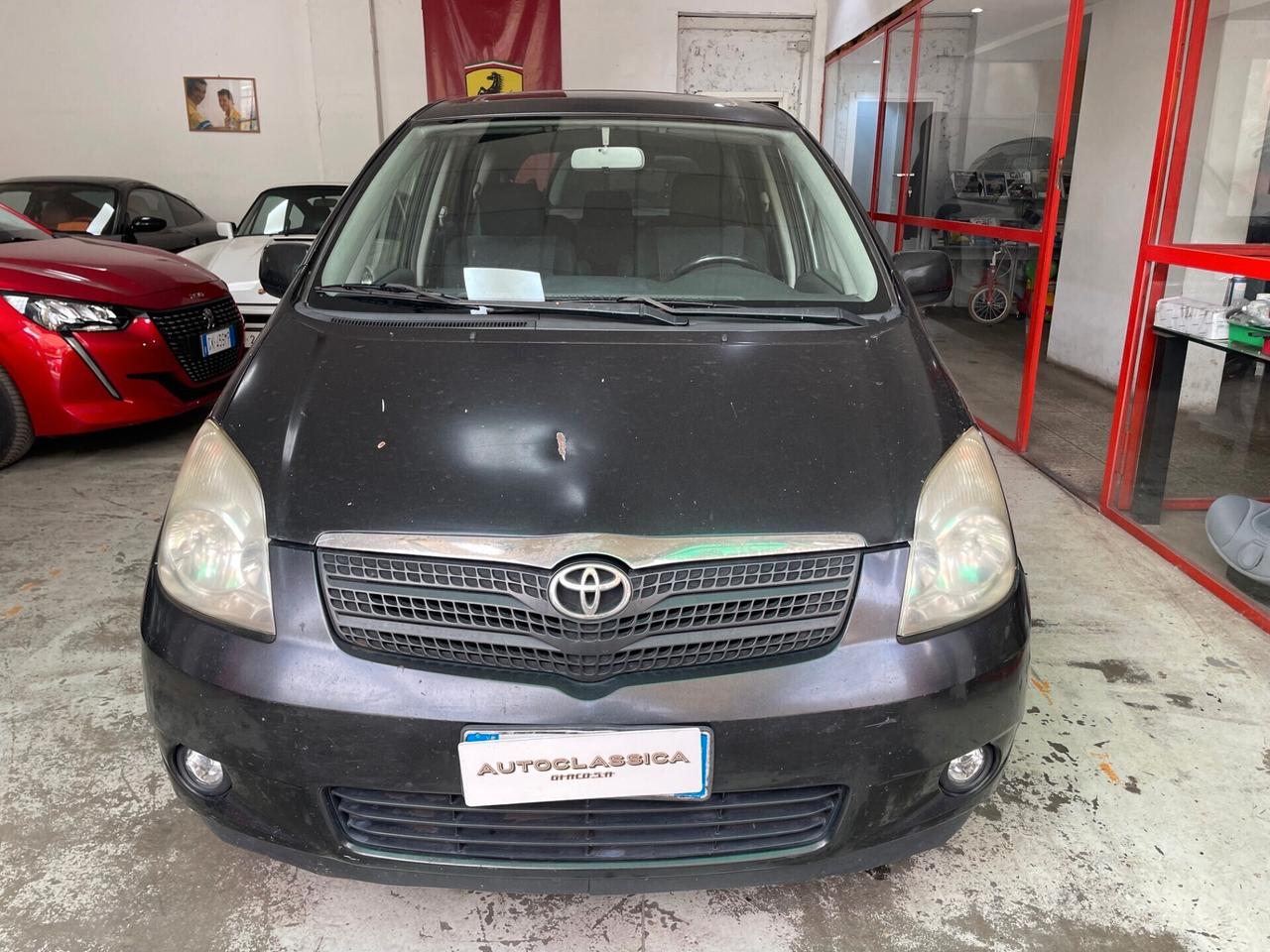 Toyota Corolla Verso 1.8 16V