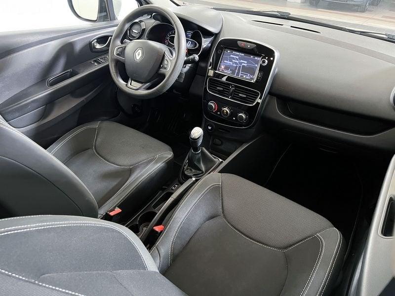 Renault Clio Clio 1.2 16v Business 75cv