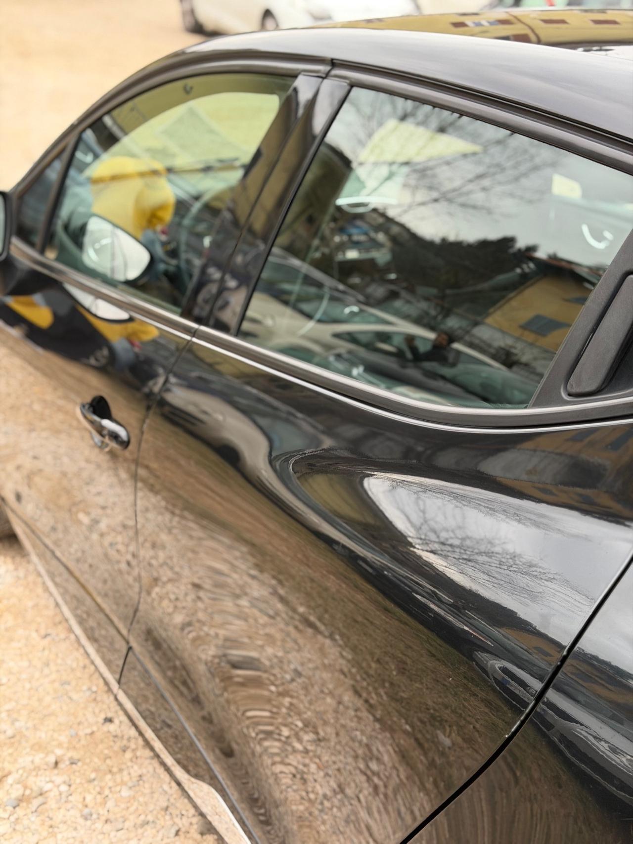 Renault CLIO 1.5 dCi 8V 5P LIVE KMCERT NEOPAT GARANZ