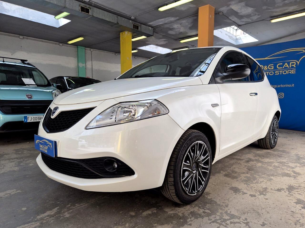 Lancia Ypsilon 1.2 GPL Gold