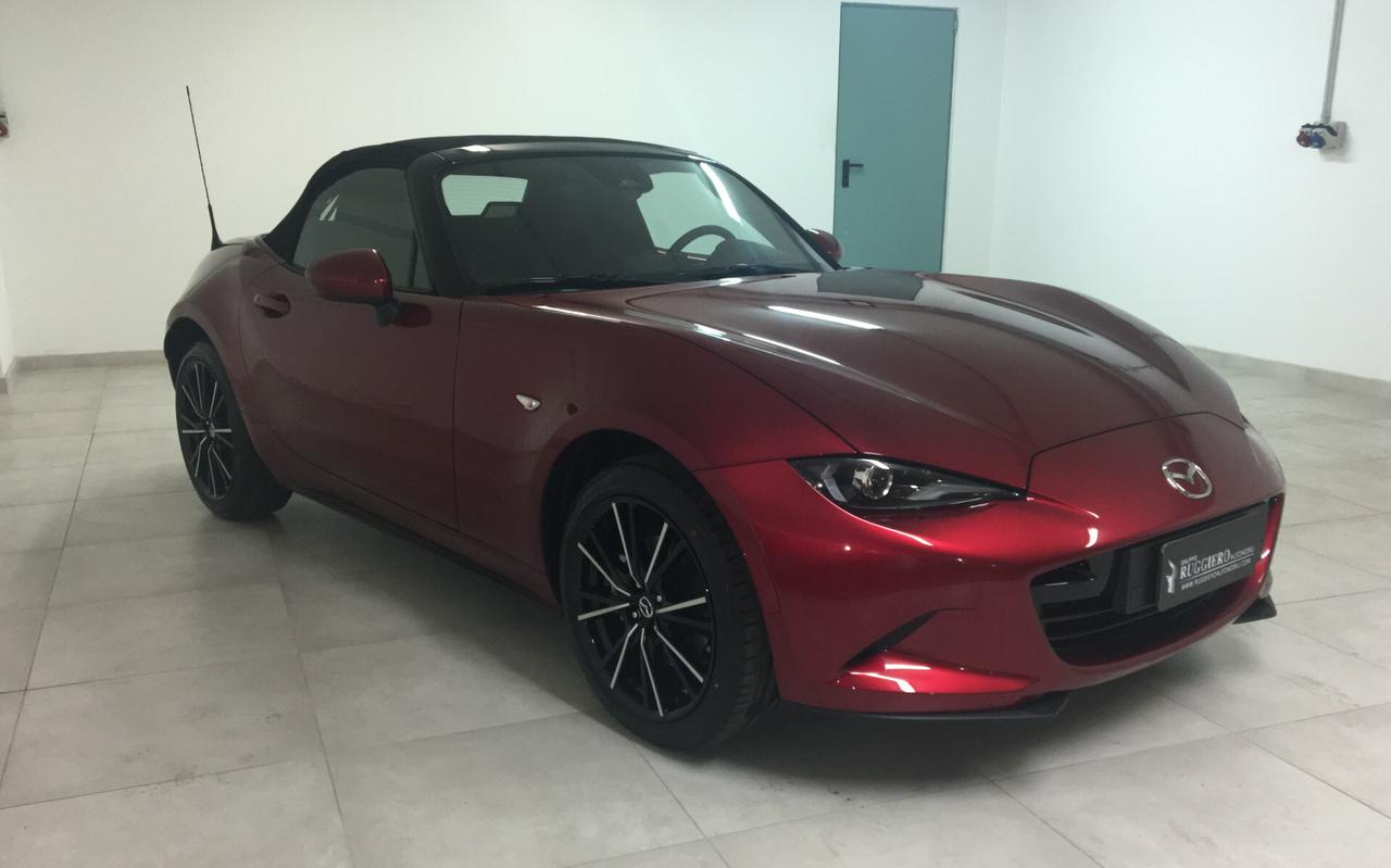 Mazda MX-5 2.0L Skyactiv-G Exclusive-Line