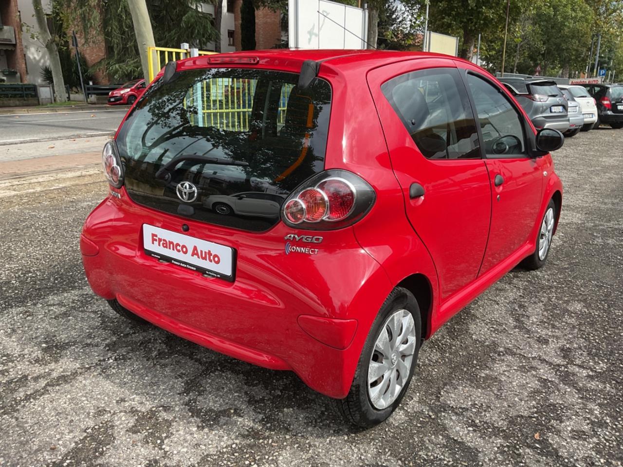 Toyota Aygo 1.0 5 porte 50kw(68CV) OK NEOPATENTATI