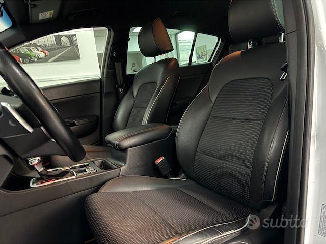 Kia Sportage 1.6 t-gdi GT Line Premium Pack awd 17