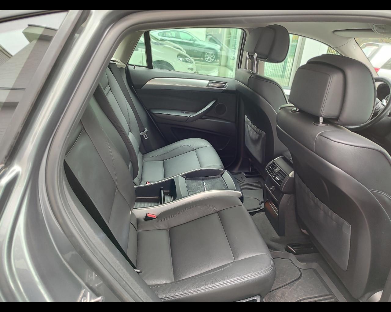 BMW X6 (E71/72) - X6 xDrive30d Attiva