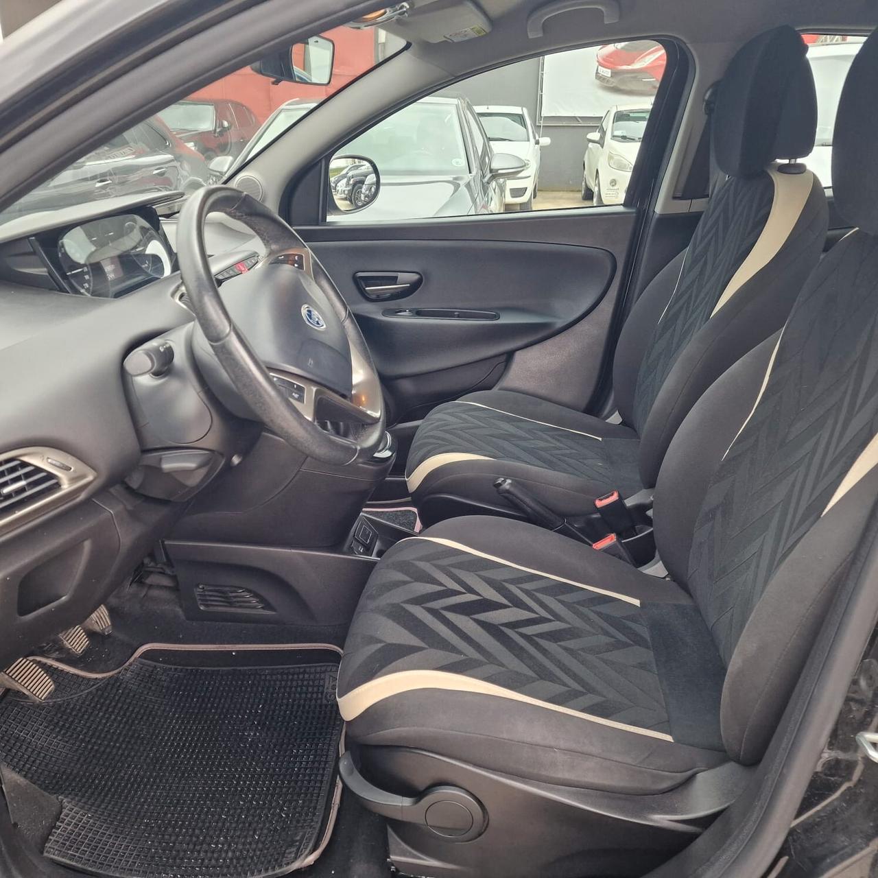 Lancia Ypsilon 1.3 MJT 16V 95 CV 5 porte S&S Gold UNICA PROPRIETARIA