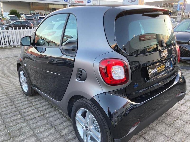 smart fortwo EQ Pure