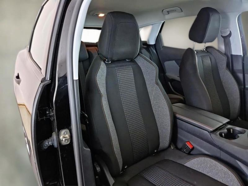 PEUGEOT 3008 BlueHDI 130 S/S Business