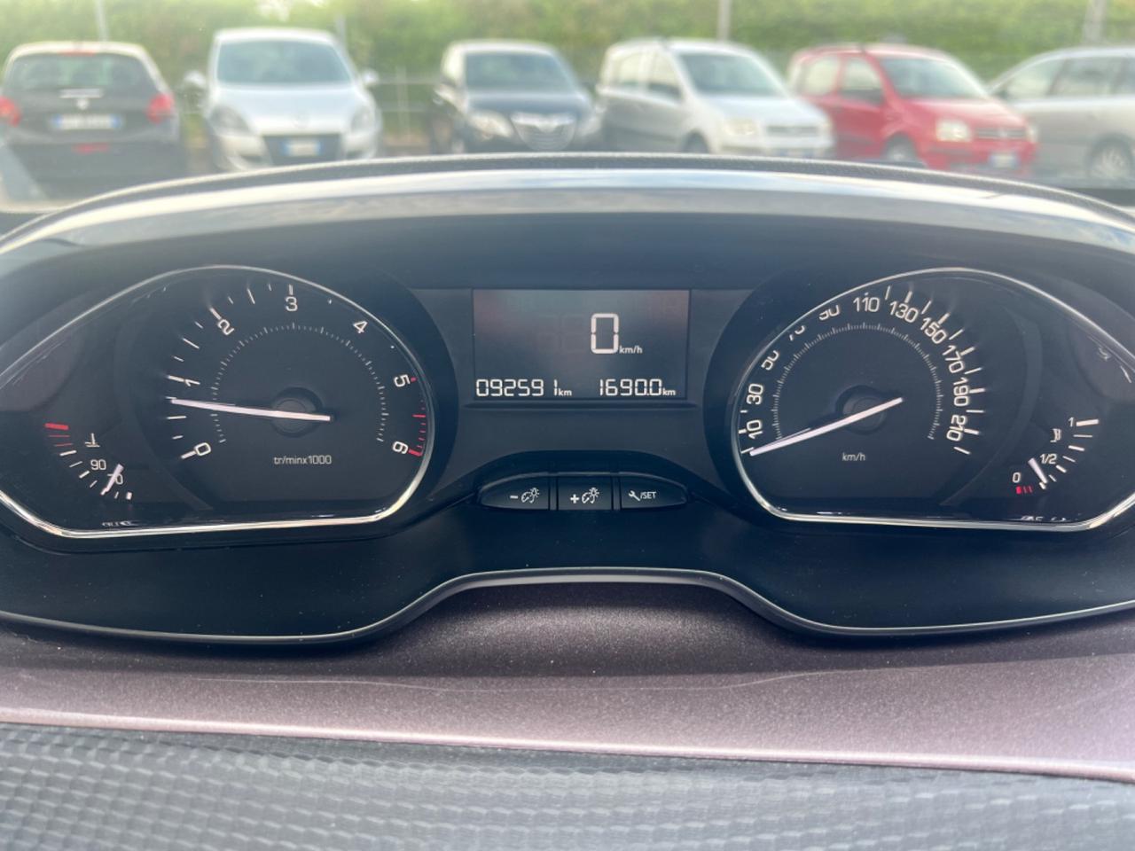 Peugeot 2008 1.6 e-HDi 92 CV Stop&Start ETG6 Allure
