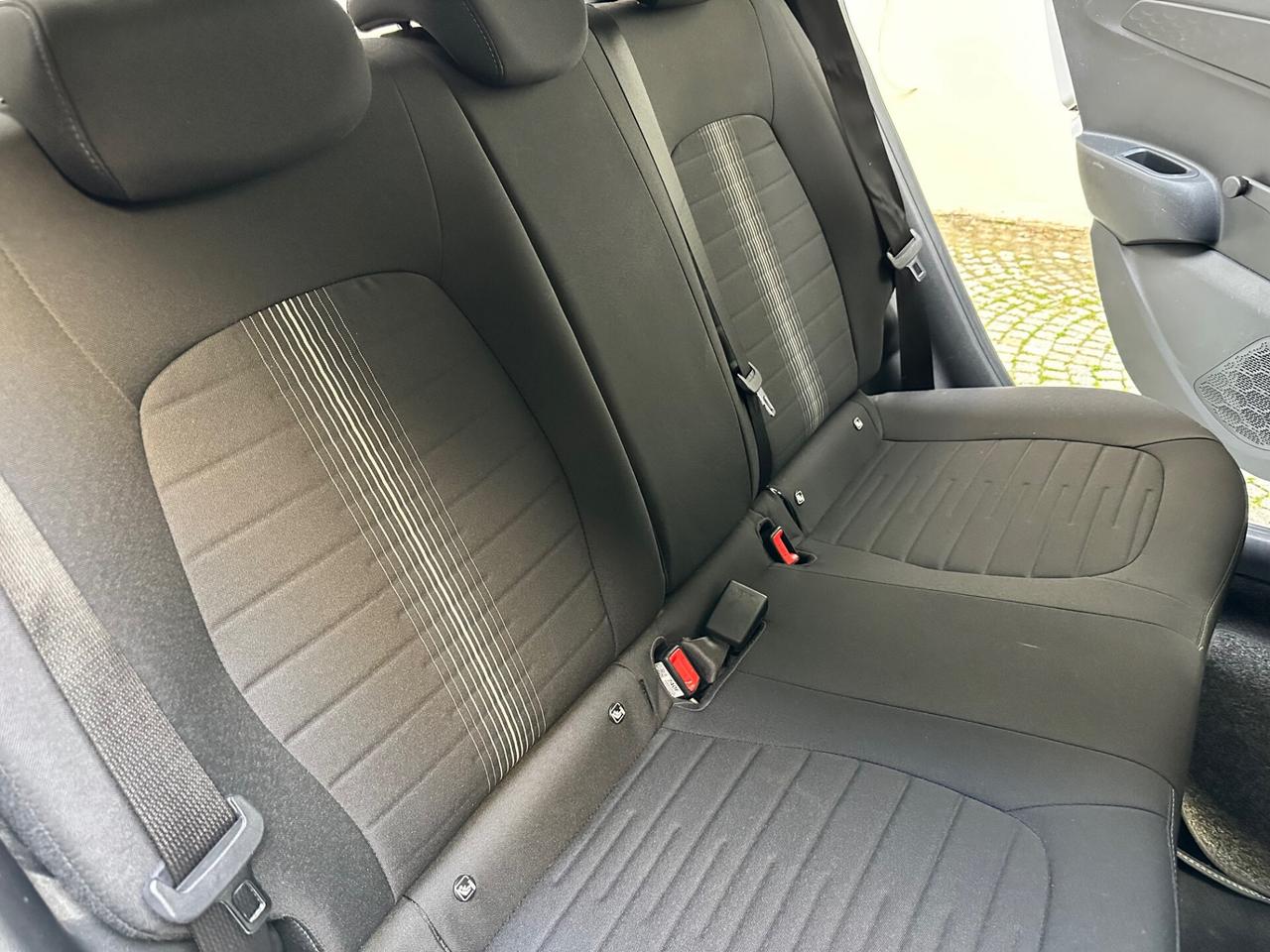 Hyundai i10 1.0 UNIPROPRIETARIO - Km 35.035