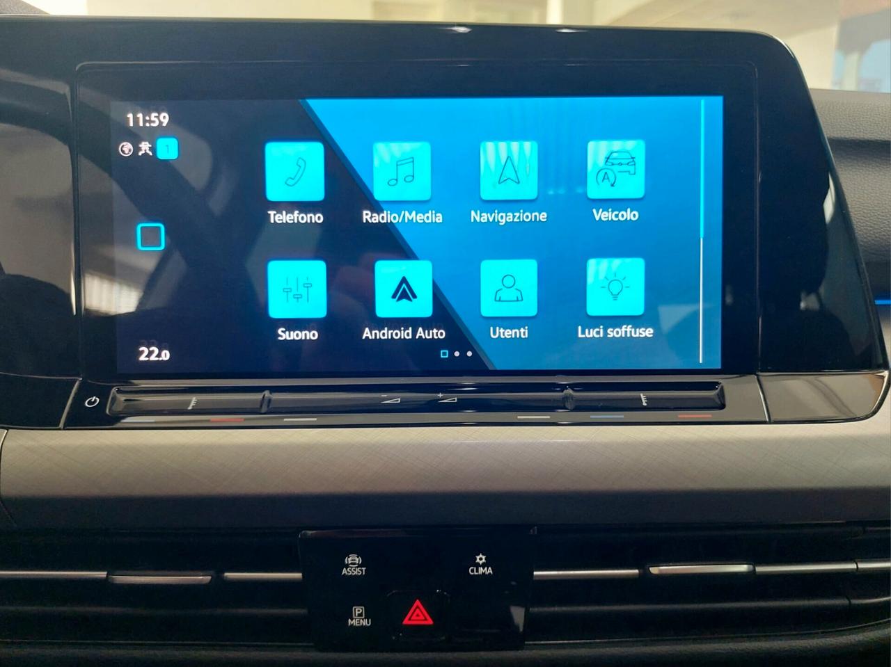 VOLKSWAGEN Golf 1.0 eTSI EVO DSG Life - 2023
