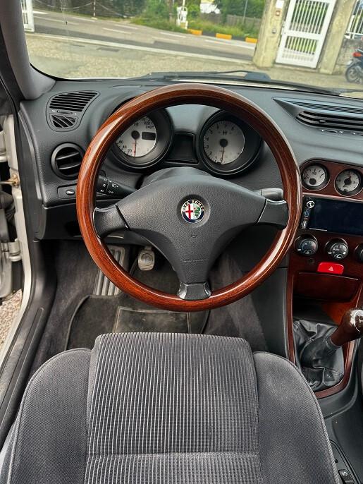Alfa Romeo 156 2.0i 16V Twin Spark cat