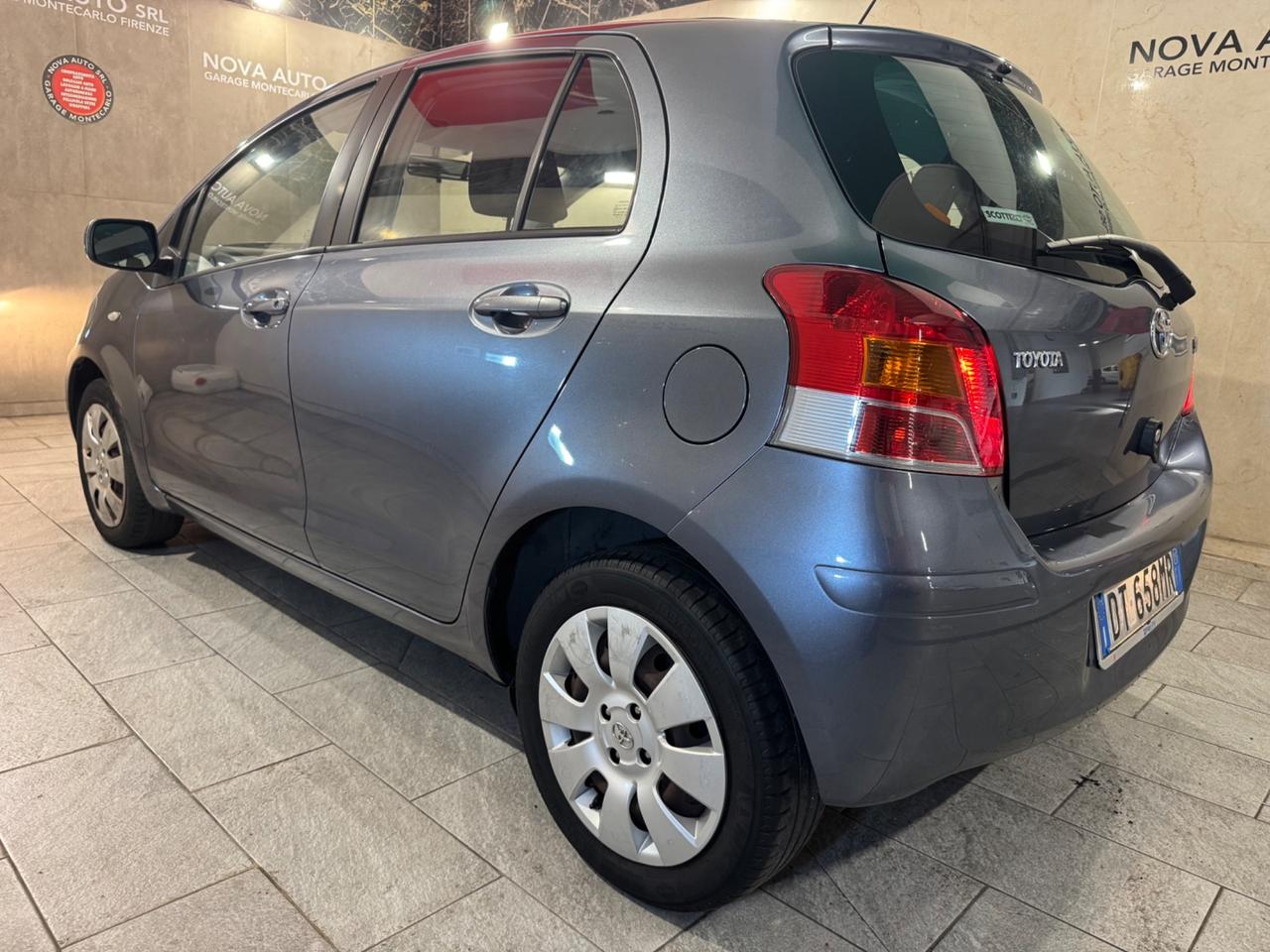 Toyota Yaris 1.0 5 porte NEOPATENTATI / TAGLIANDI TOYOTA