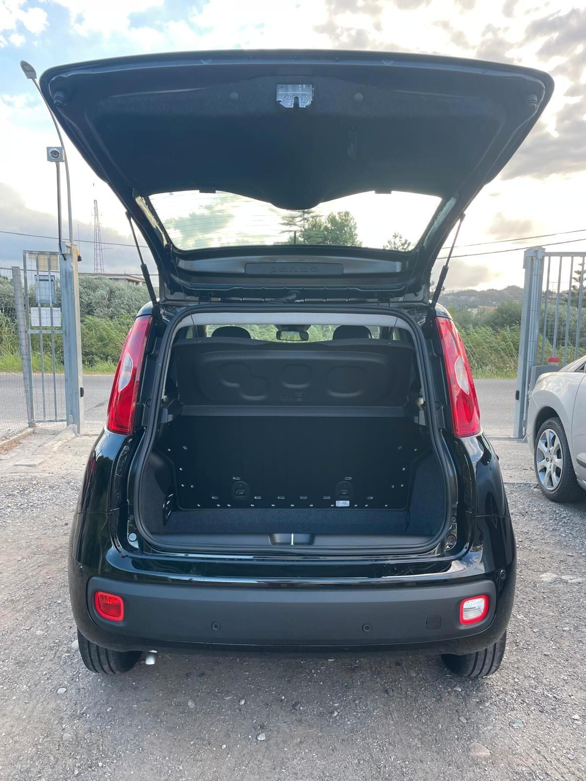 Fiat Panda 1.0 Hybrid 70 cv NUOVA DI FABBRICA