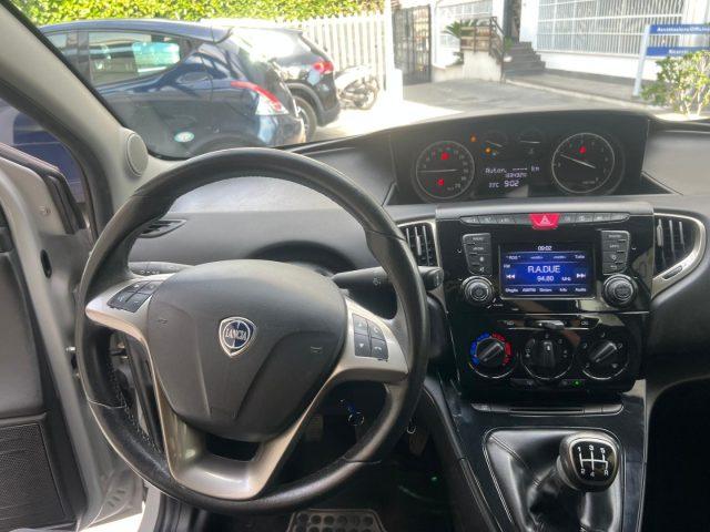 LANCIA Ypsilon 1.2 69 CV 5 porte Gold tua da ?99,00