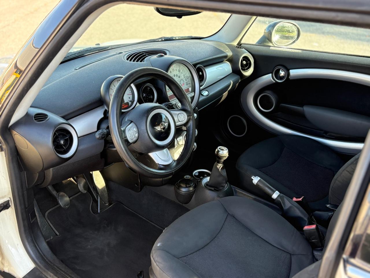 Mini 1.6 16V Cooper D NEOPATENTATI