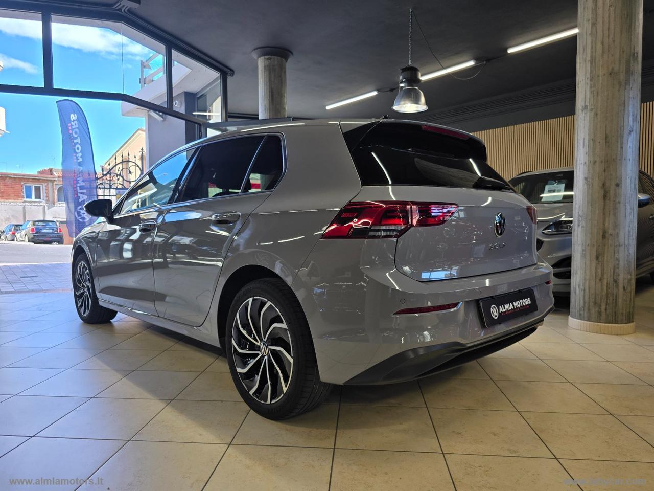 VOLKSWAGEN Golf 1.0 TSI EVO Life