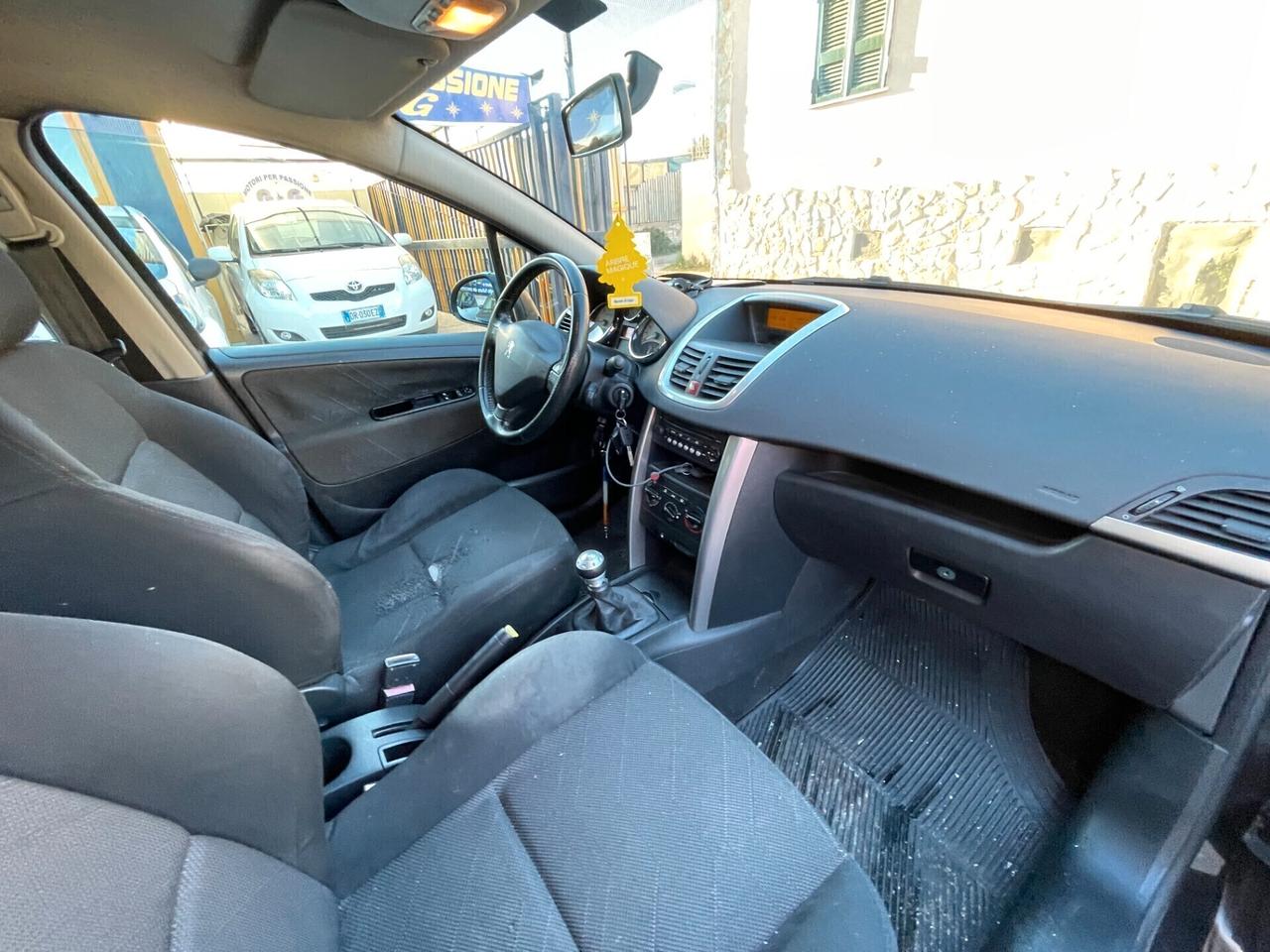 Peugeot 207 1.6 HDi 90CV 5p. XS