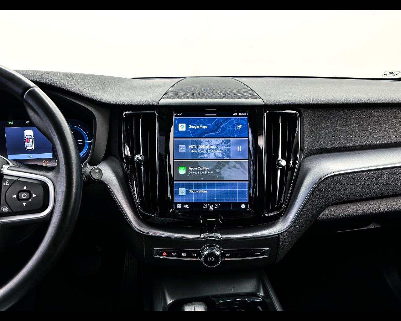 VOLVO XC60 (2017-->) - XC60 T6 Recharge Plug-in Hybrid AWD Inscription Expression