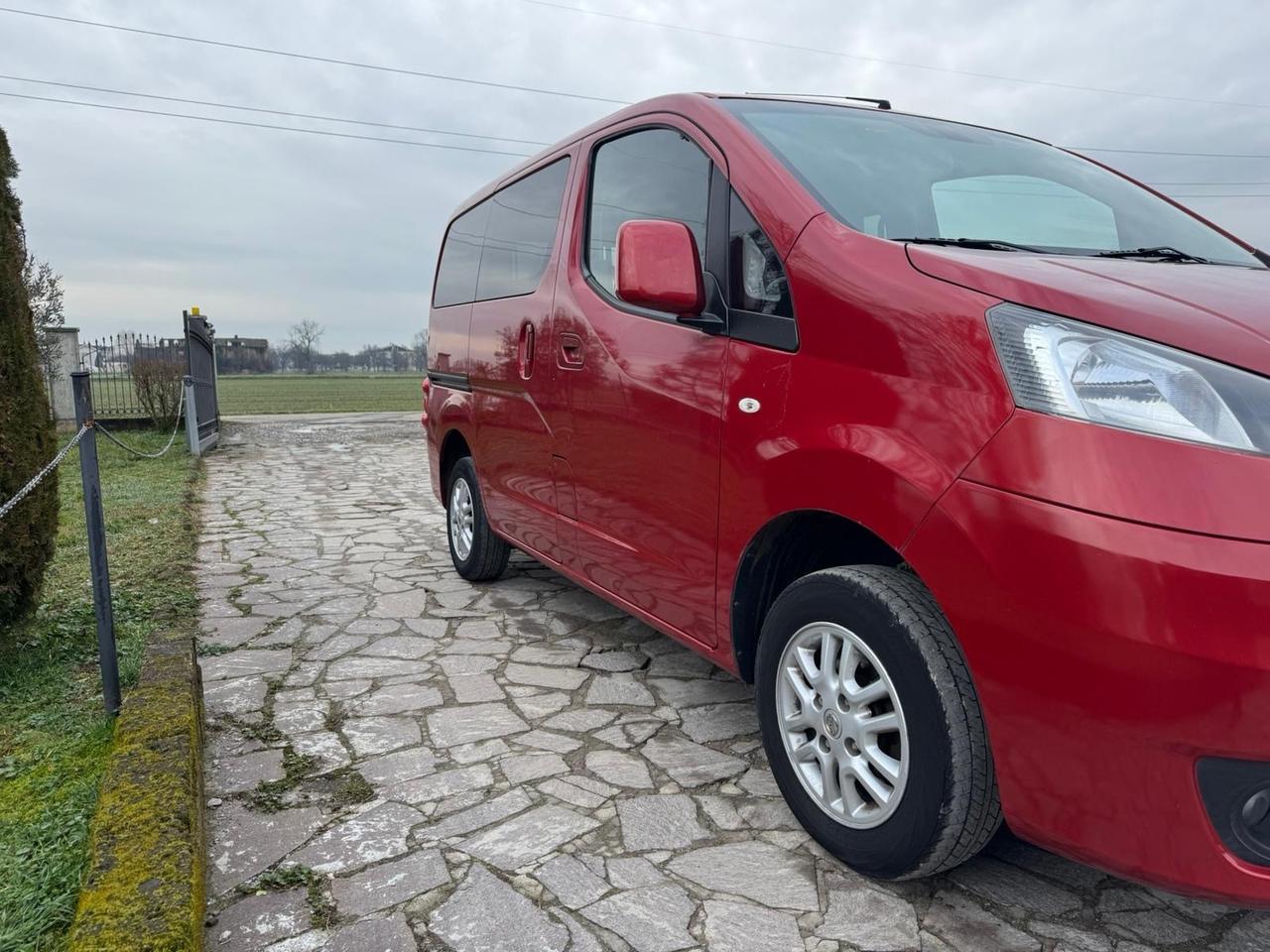 Nissan Evalia 1.5 dCi 8V 90 CV n-tec neopatentati